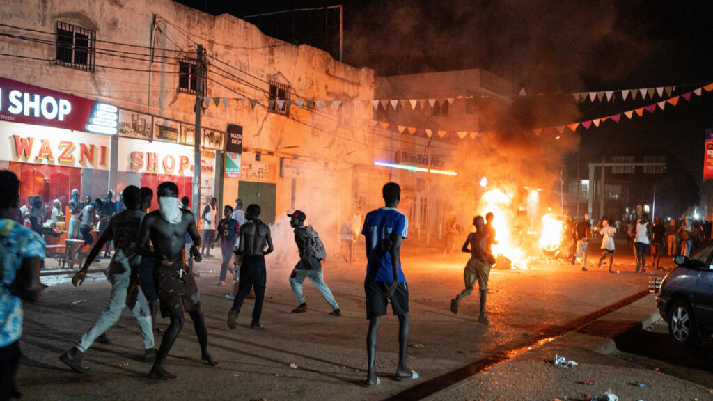 Gambia Rocked by Protests Over Severe Power Cuts Ahead of Elections